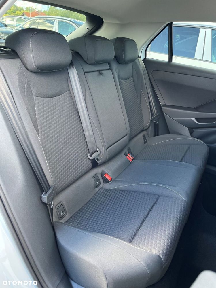 Volkswagen T-Roc 1.5 eTSI Life DSG - 11