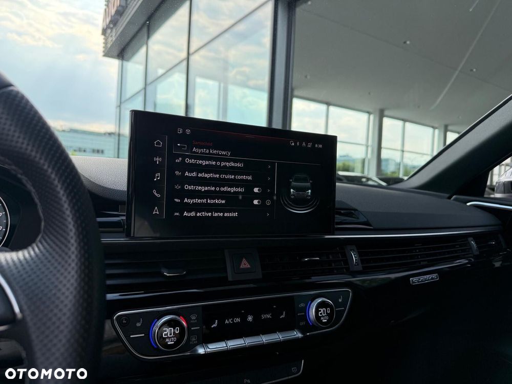 Audi A4 Limousine - 30