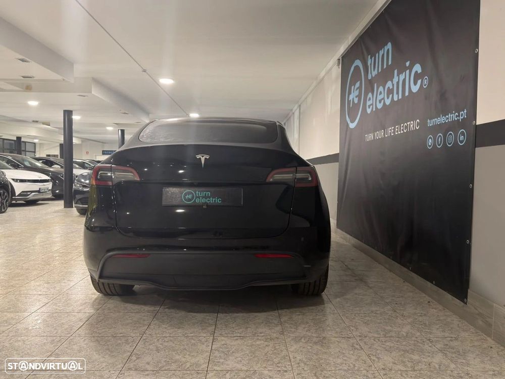 Tesla Model Y 2023 photo 5