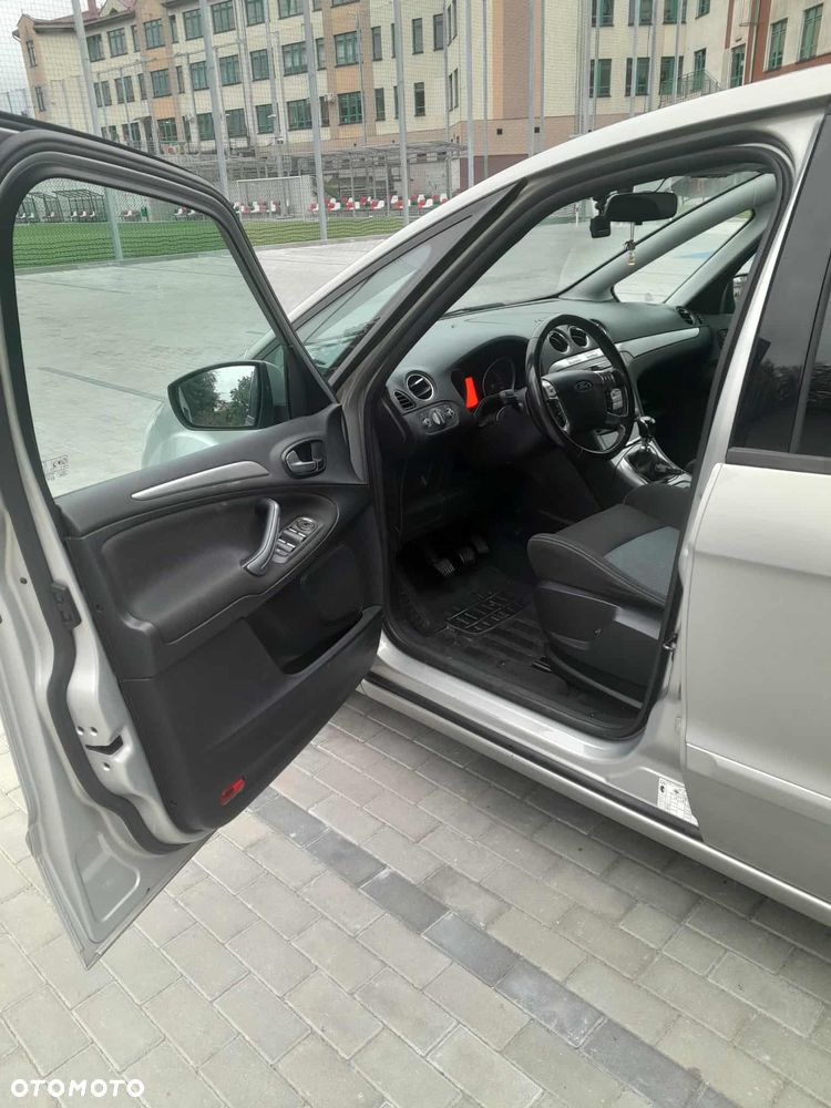 Ford S-Max 2.0 TDCi DPF Ambiente - 9