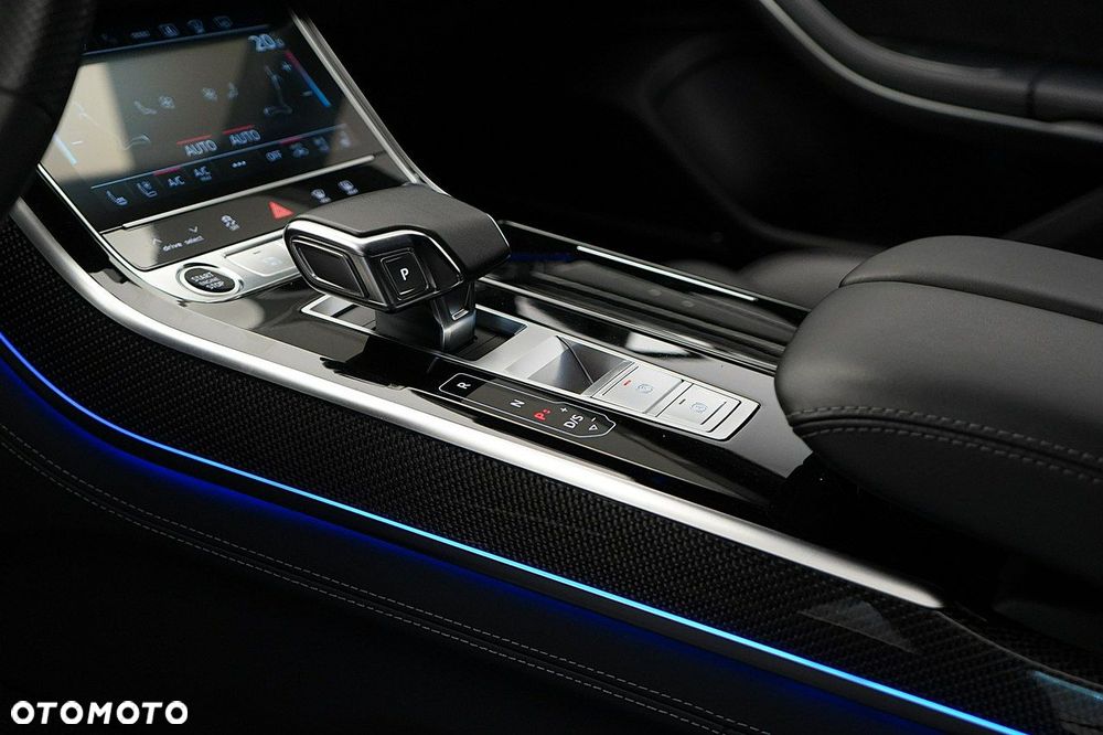 Audi A8 - 23