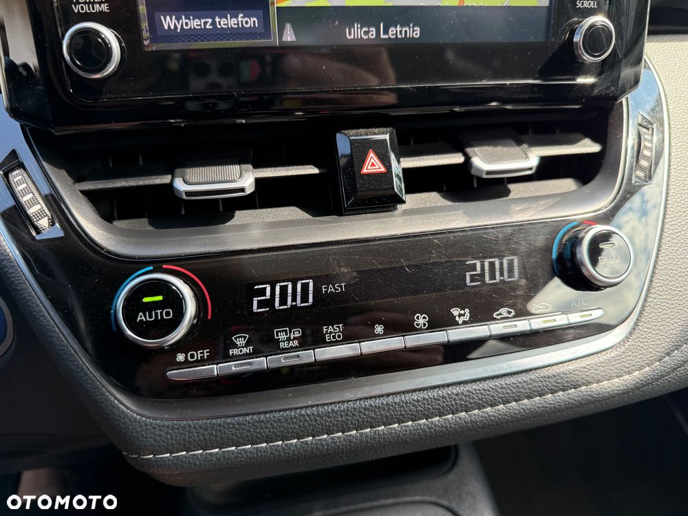 Toyota Corolla 1.8 Hybrid Executive - 34