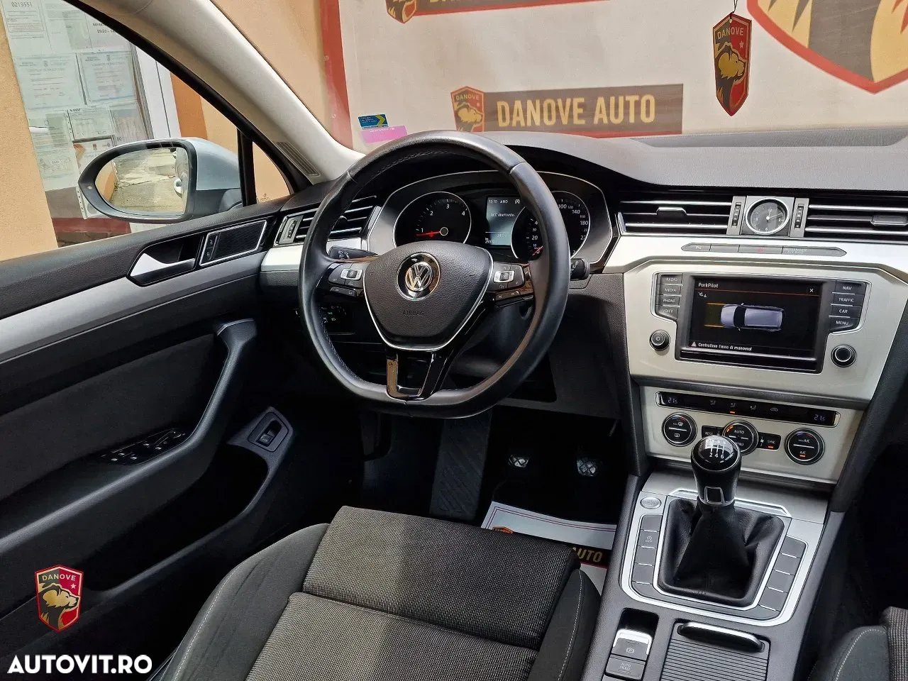 Volkswagen Passat Variant 1.6 TDI (BlueMotion Technology) Comfortline - 17