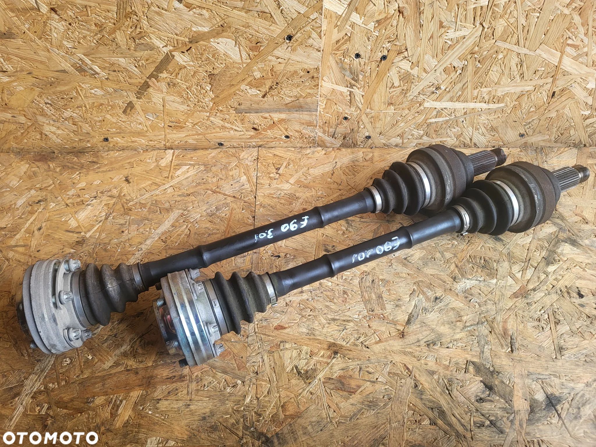 Bmw e90 e92 e93 3.0d półoś napedowa 7533452 7533453 - 1