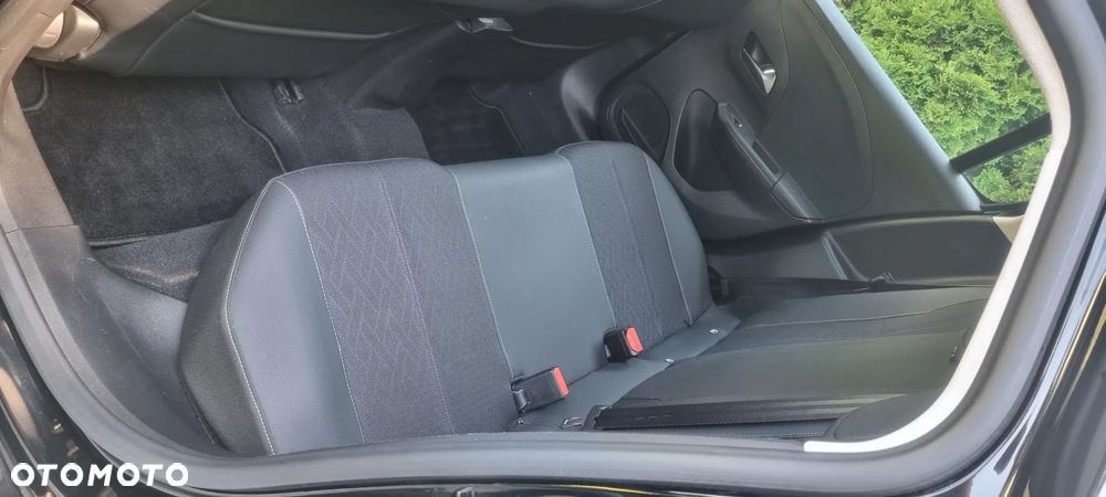 Opel Corsa 1.5 D Elegance S&S - 25