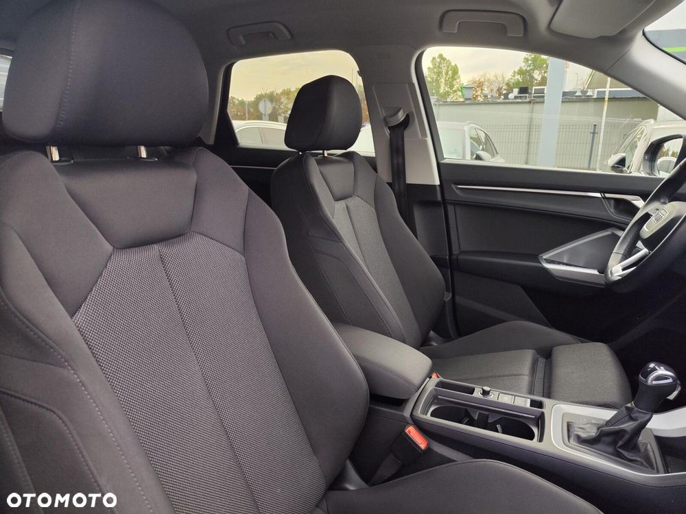 Audi Q3 35 TFSI S line S tronic - 17