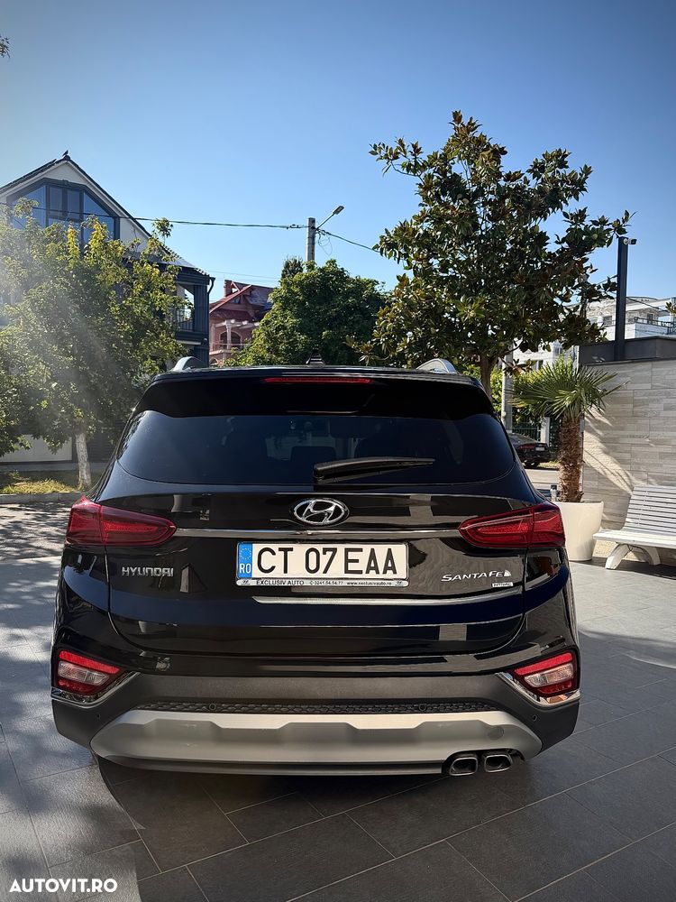 Hyundai Santa Fe 2.2 CRDi 4WD 7 seats Luxury+ - 4