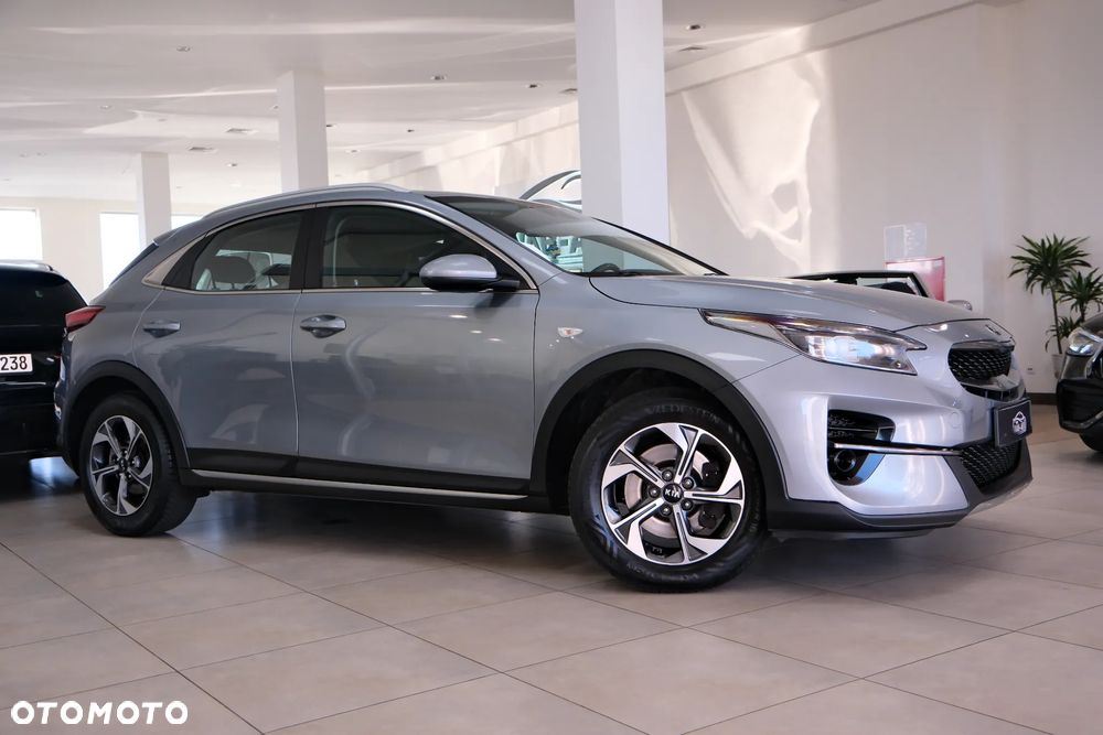 Kia XCeed 1.6 CRDi SCR L - 3