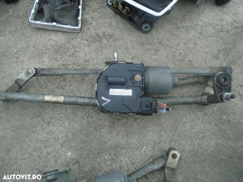 Ansamblu stergatoare cu motoras Volkswagen Golf 5 din 2008 - 1
