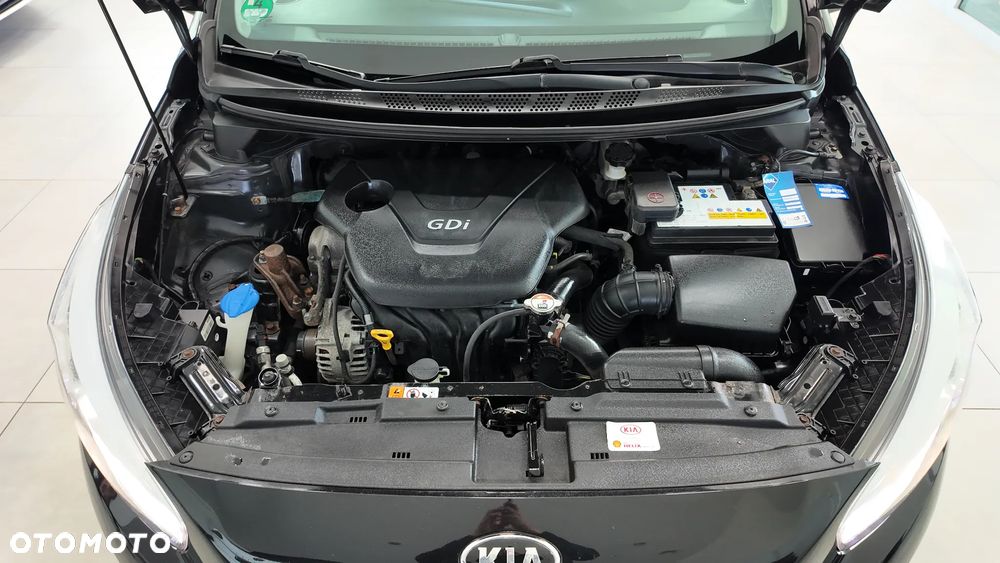 Kia Ceed 1.6 GDI Dream-Team Edition - 34