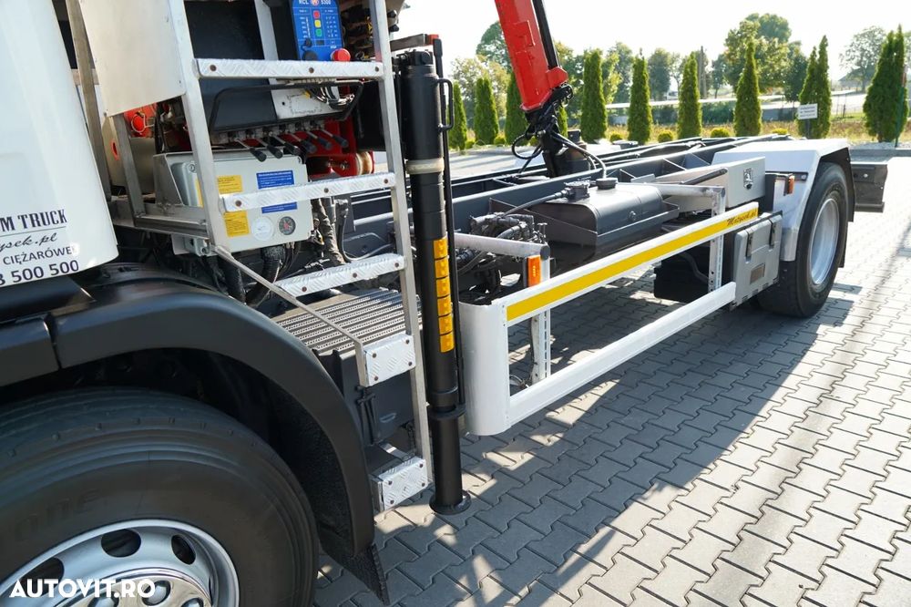 Scania P 280 / CILINDRU BASCULABIL / + HMF 635 HDS / CAPACITATE DE RIDICARE 1.500 KG / EXTENSIE MAXIMĂ 7 M / RADIOCOMANDĂ / EURO 6 - 18