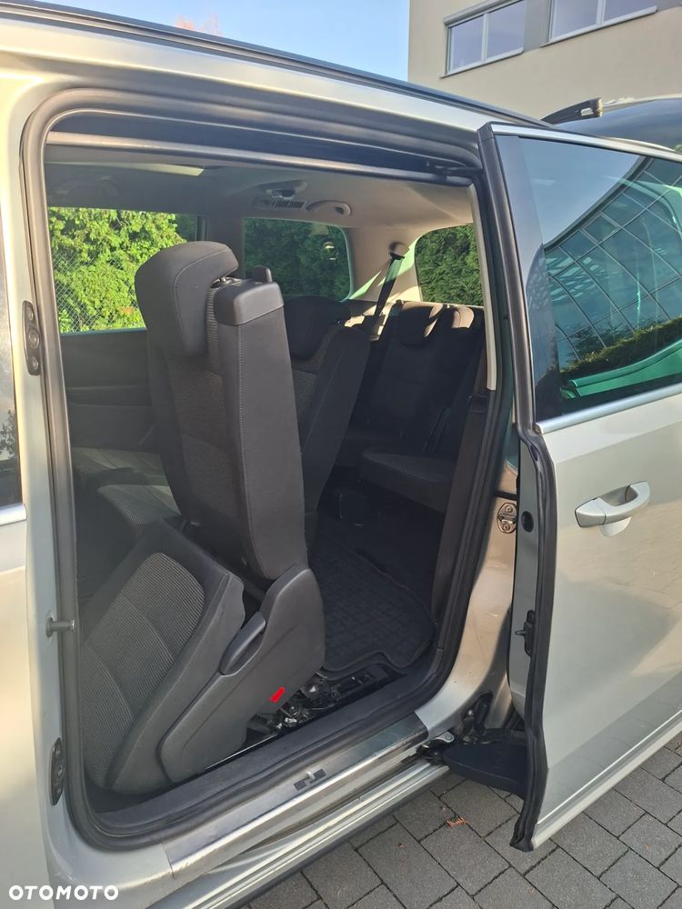 Volkswagen Sharan 2.0 TDI Comfortline DSG - 4
