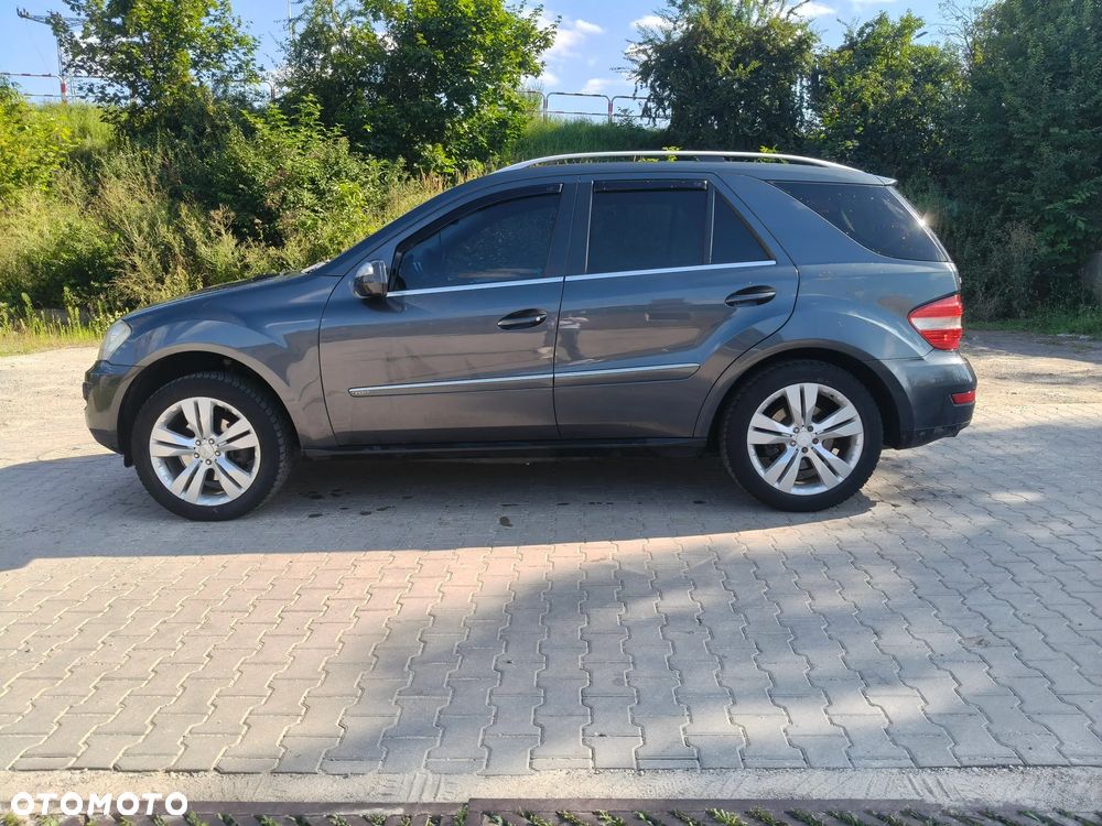 Mercedes-Benz ML 320 CDI 4Matic 7G-TRONIC - 2