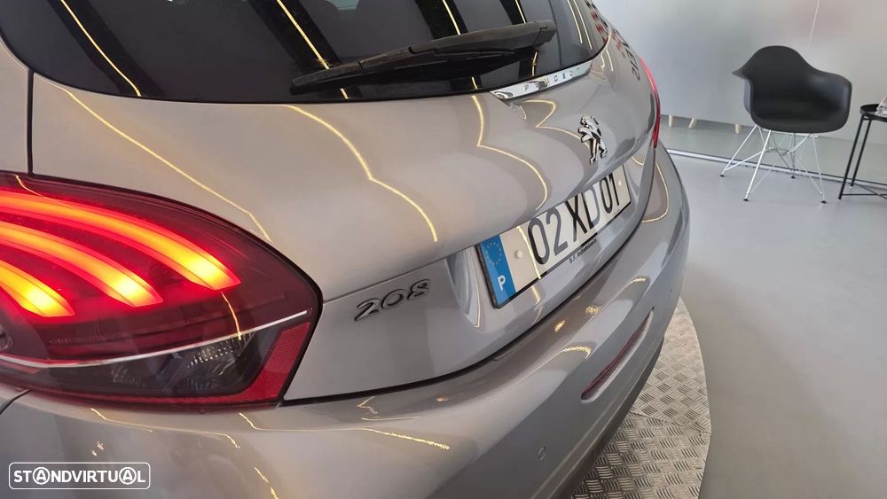Peugeot 208 1.5 BlueHDi Signature - 24