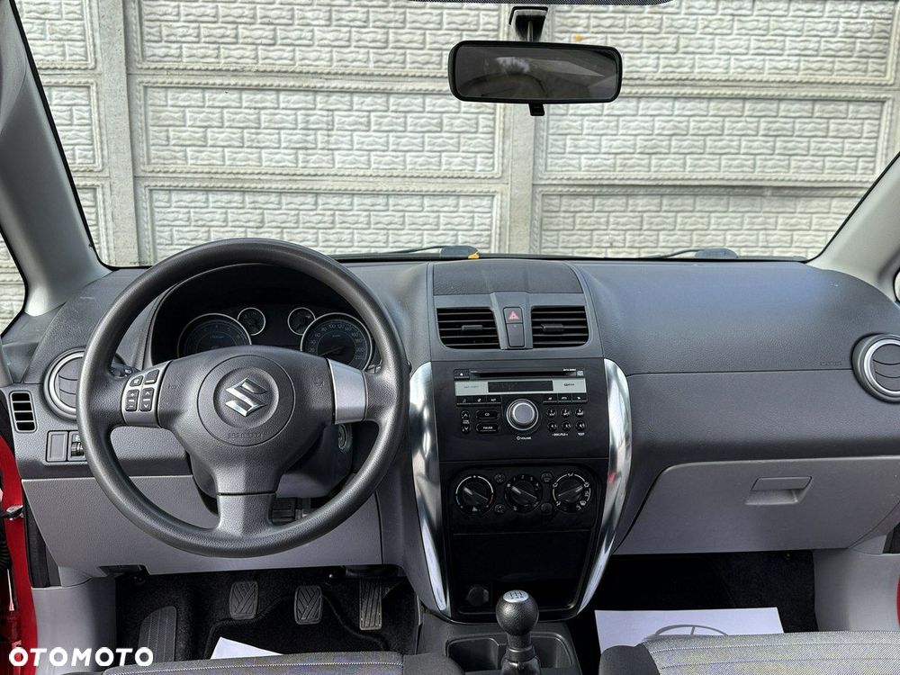 Suzuki SX4 1.6 Premium - 5