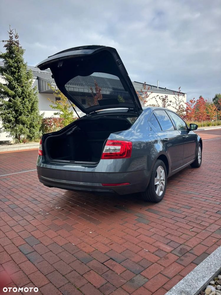 Skoda Octavia 1.5 TSI ACT Active - 5