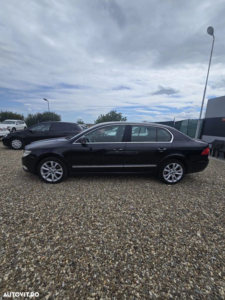 Skoda Superb 2.0 TDI DSG Comfort - 4