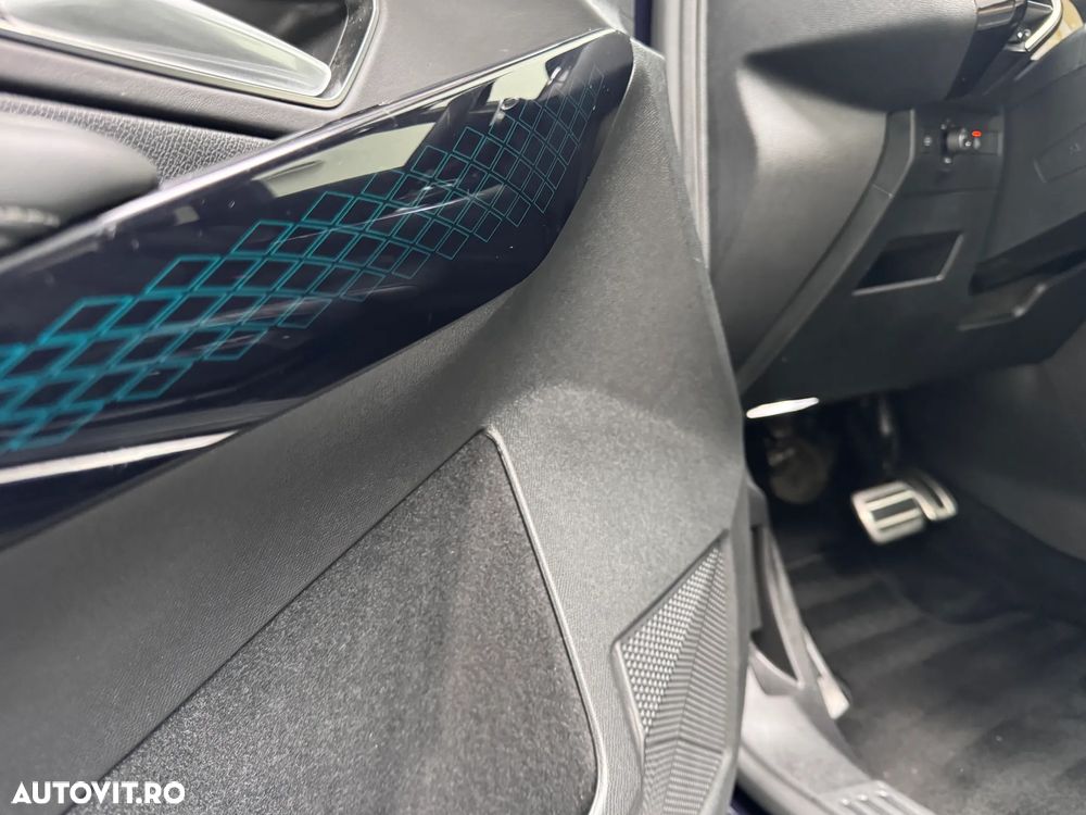 DS Automobiles DS 7 Crossback - 17