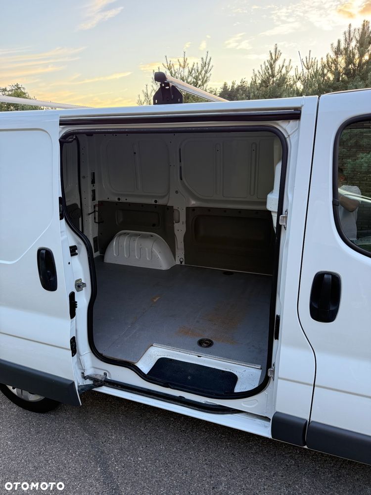 Renault Trafic - 10
