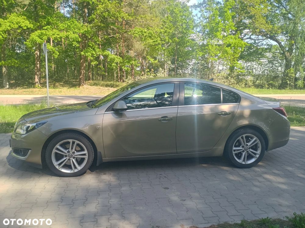 Opel Insignia 1.6 T Cosmo EU6 - 4