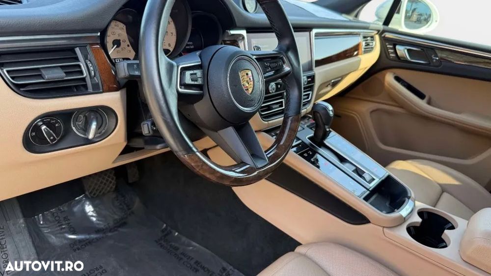 Porsche Macan T PDK - 25