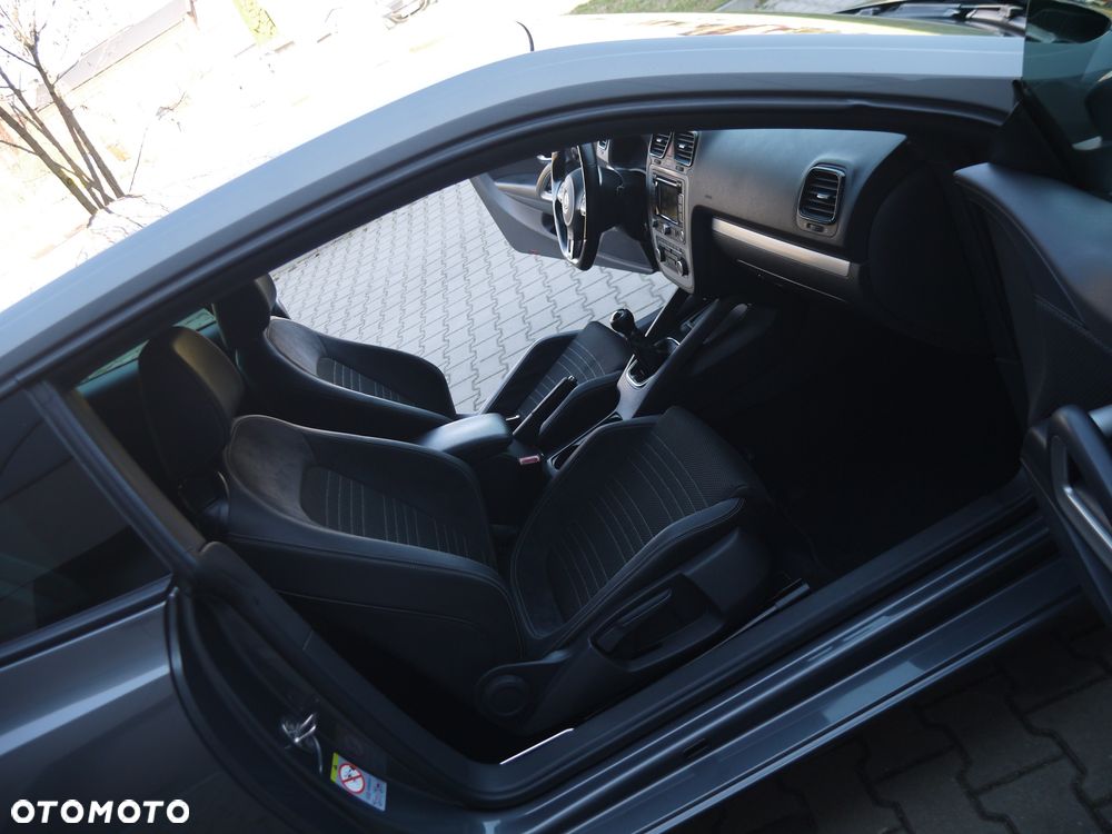 Volkswagen Scirocco 2.0 TDI - 16