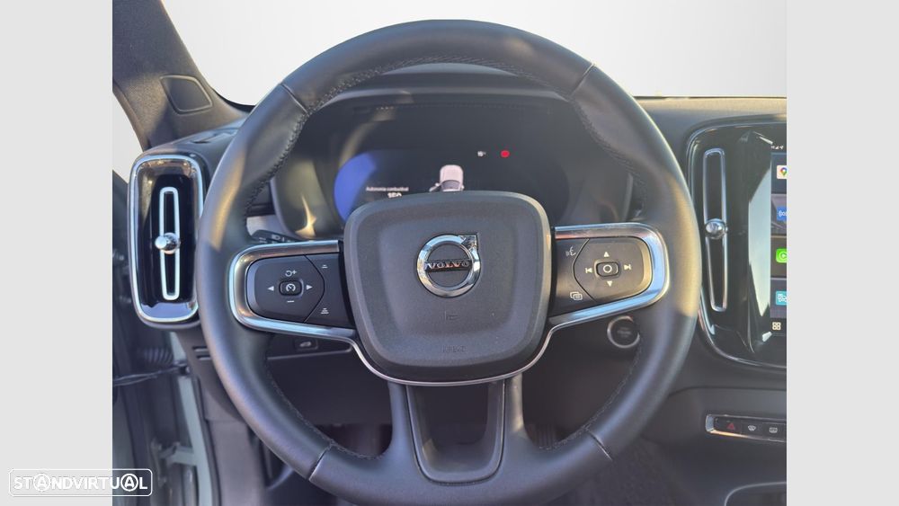 Volvo XC 40 2.0 B3 Core - 11