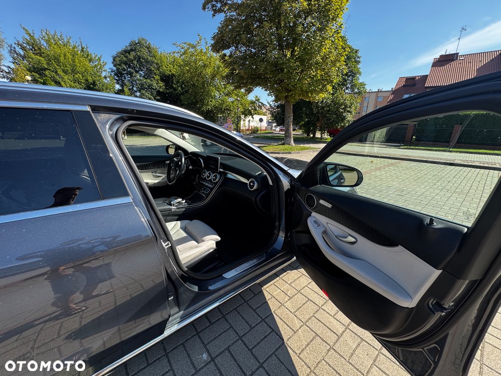 Mercedes-Benz Klasa C 200 (BlueTEC) d 7G-TRONIC - 4