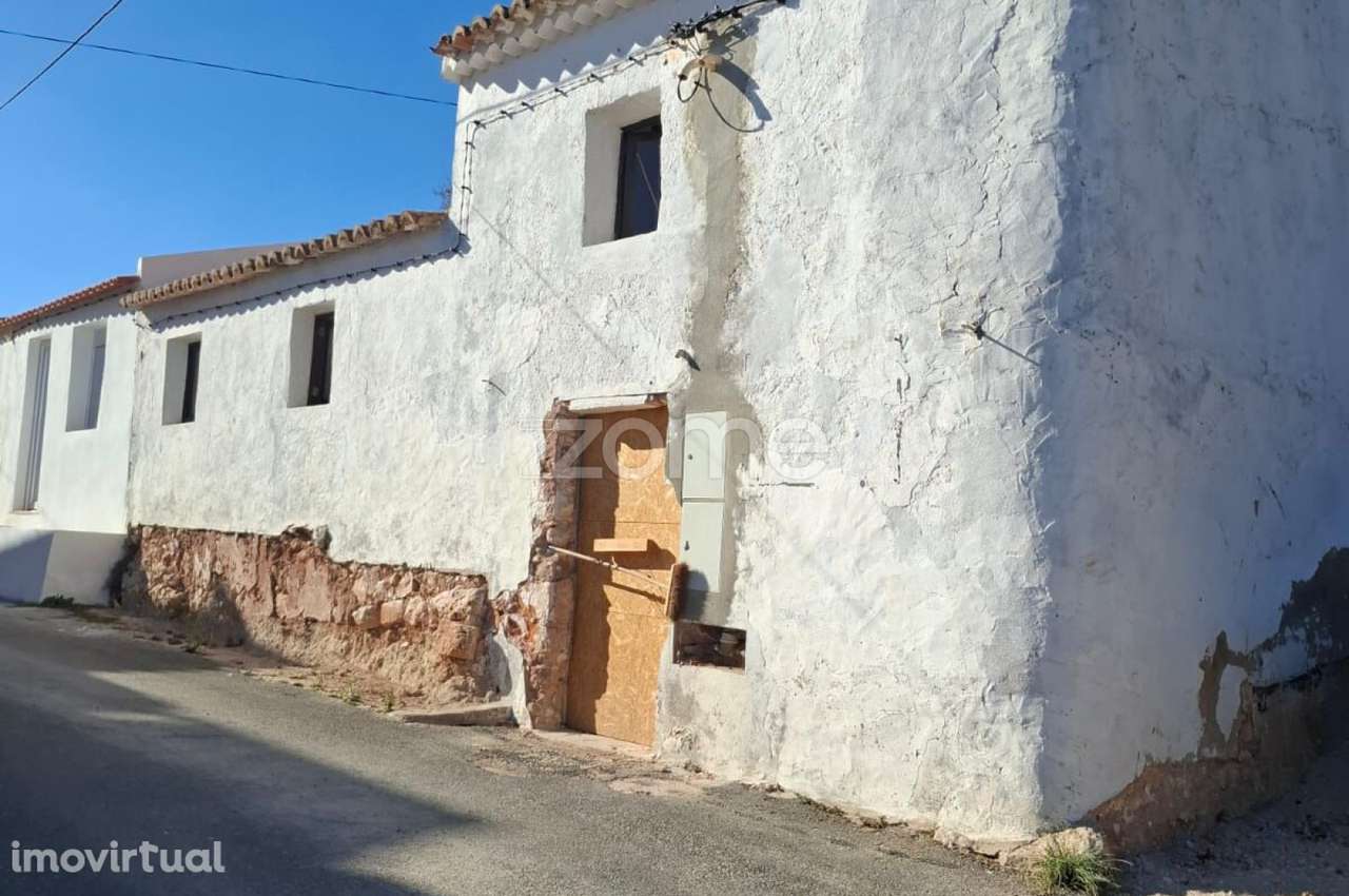 Moradia Térrea para recuperar com 69m2 em Messines de Baixo - Grande imagem: 2/19