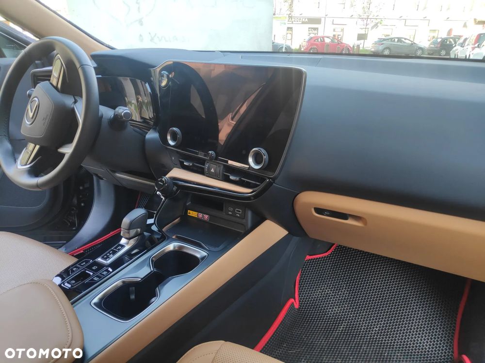 Lexus NX 450h+ Prestige AWD - 13