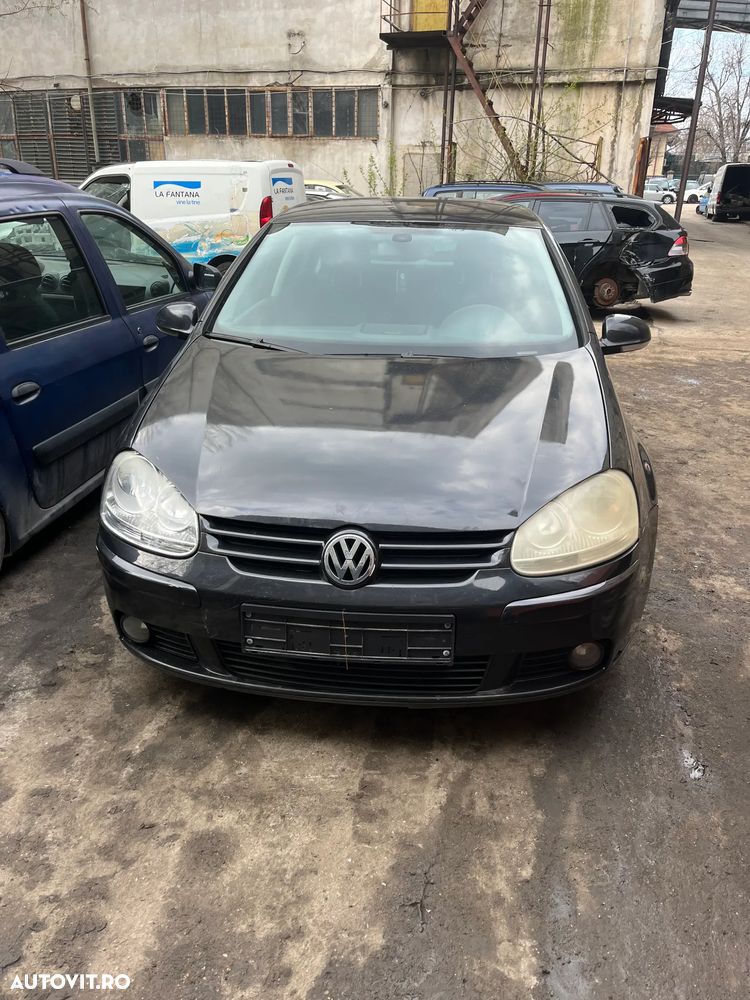 Dezmembrez VW Volkswagen Golf 5 negru 2.0 TDI cod  BKC 2007 - 9