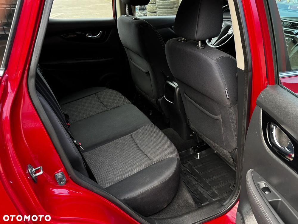 Nissan Qashqai 1.5 dCi N-Connecta - 18