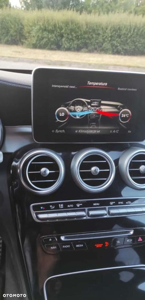 Mercedes-Benz Klasa C 220 d 4Matic 7G-TRONIC AMG Line - 12