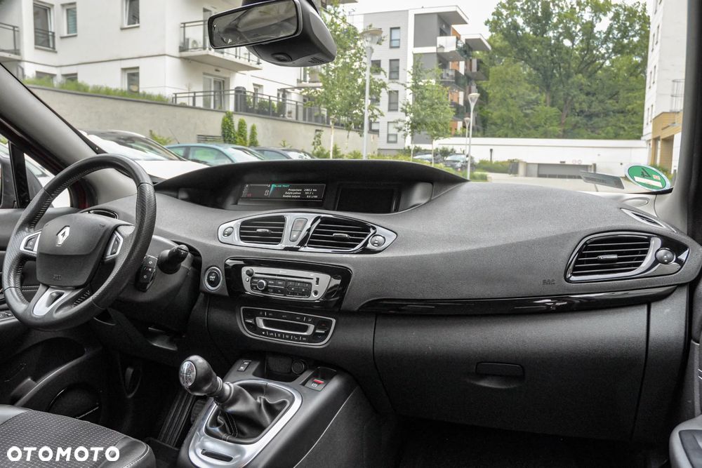 Renault Scenic - 10