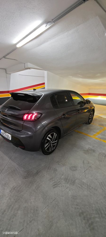 Peugeot 208 1.2 PureTech Allure Pack EAT8 - 8
