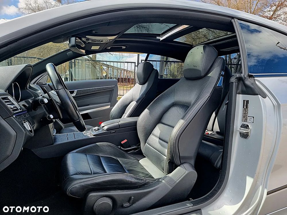 Mercedes-Benz Klasa E - 24