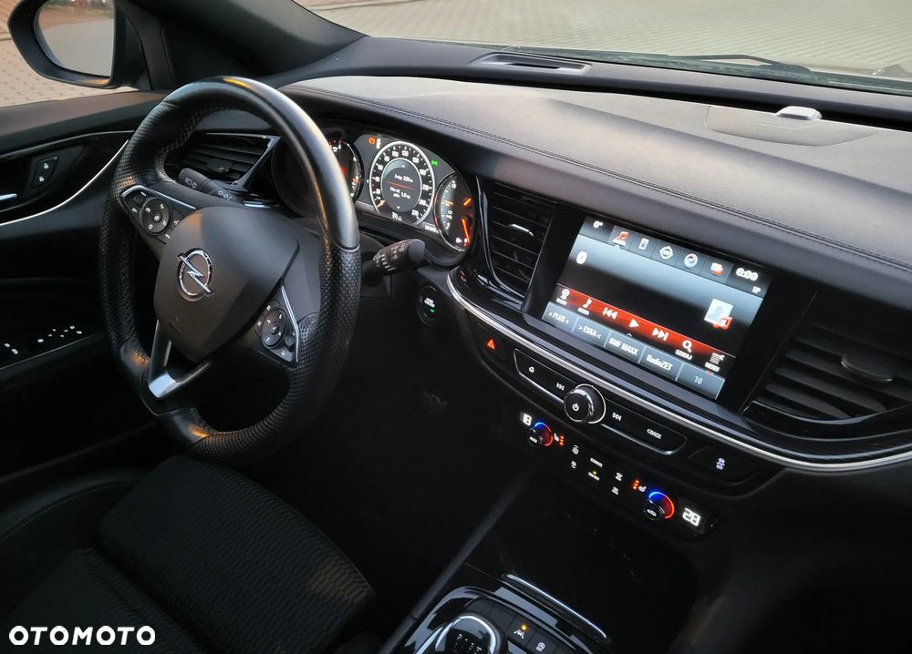 Opel Insignia 2.0 Exclusive - 24