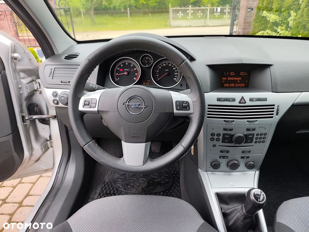 Opel Astra 1.6 Edition - 22