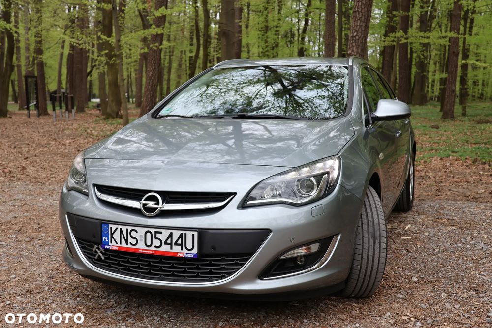 Opel Astra 1.6 CDTI DPF ecoFLEX TourerStart/Stop Edition - 2