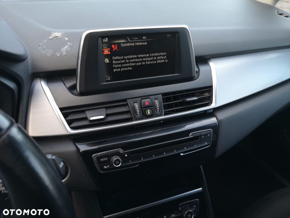 BMW Seria 2 218d Sport Line - 31