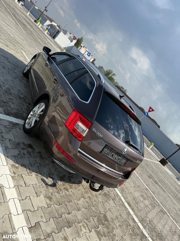 Skoda Octavia Combi 1.6 TDI Green tec DSG Edition - 16