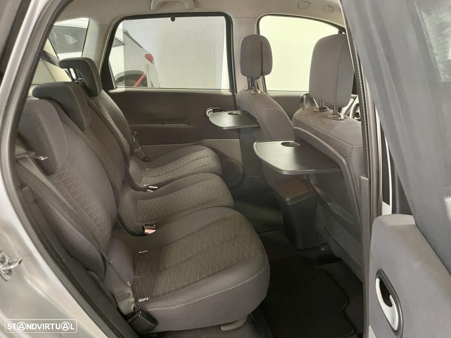Renault Scénic 1.5 dCi Dynamique S - 15