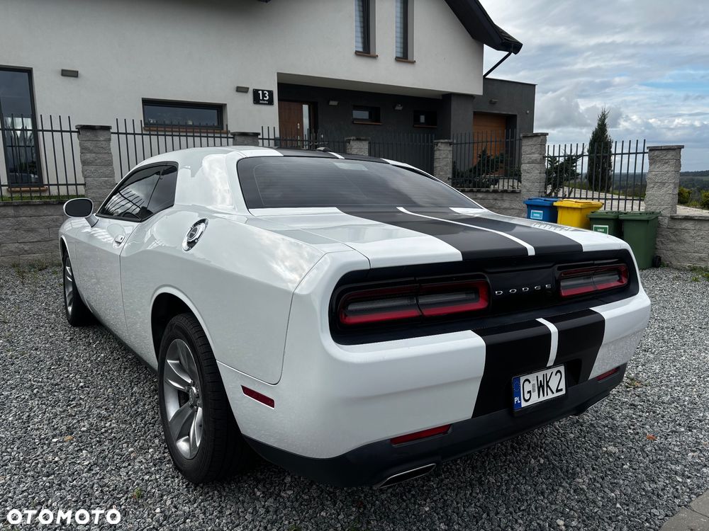 Dodge Challenger Automatik SXT Plus - 8