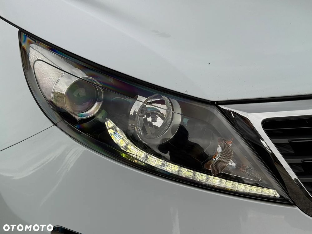 Kia Sportage 2.0 CRDI XL - 10