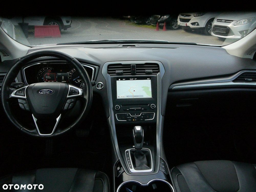 Ford Mondeo 2.0 TDCi Titanium X - 24