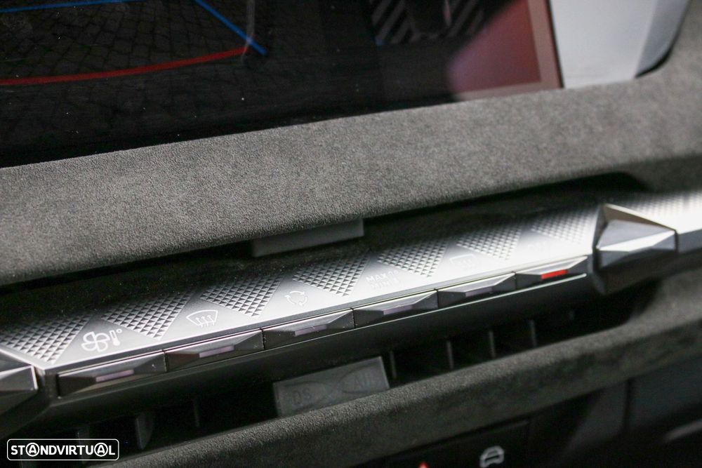 DS DS4 1.2 PureTech Performance Line EAT8 - 21