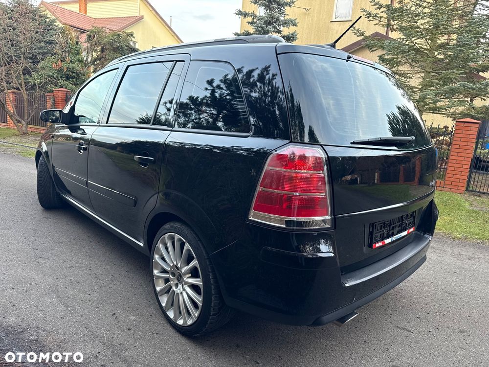 Opel Zafira 2.0 Turbo Sport - 8