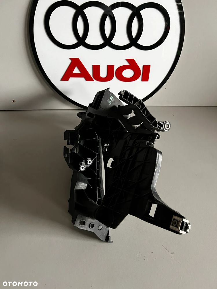 ŚLIZG MOCOWANIE REFLEKTORA AUDI Q5 PRAWY LEWY 8R 8R0941453A 8R0941454A - 4