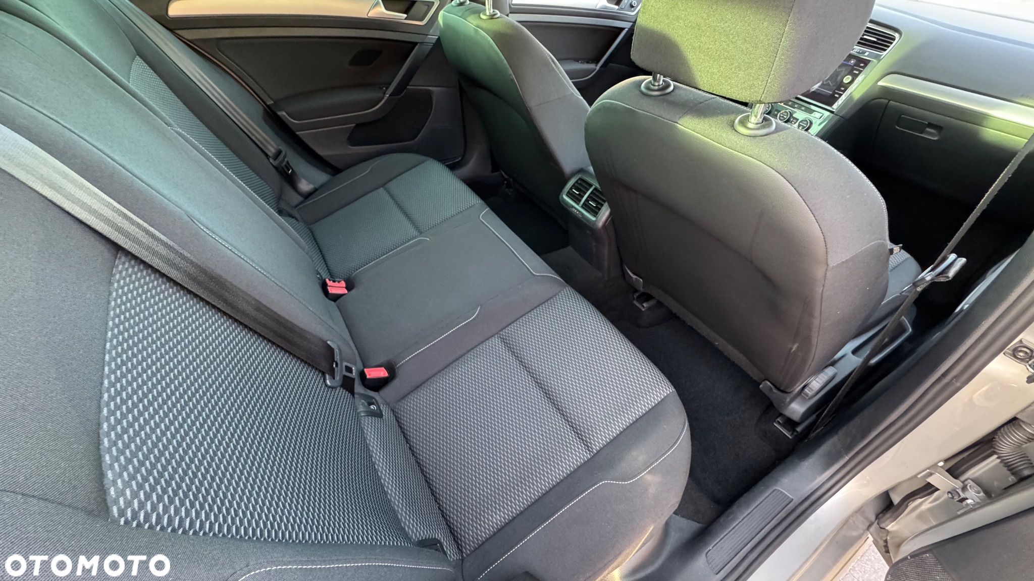 Volkswagen Golf VII 1.6 TDI BMT Trendline - 13