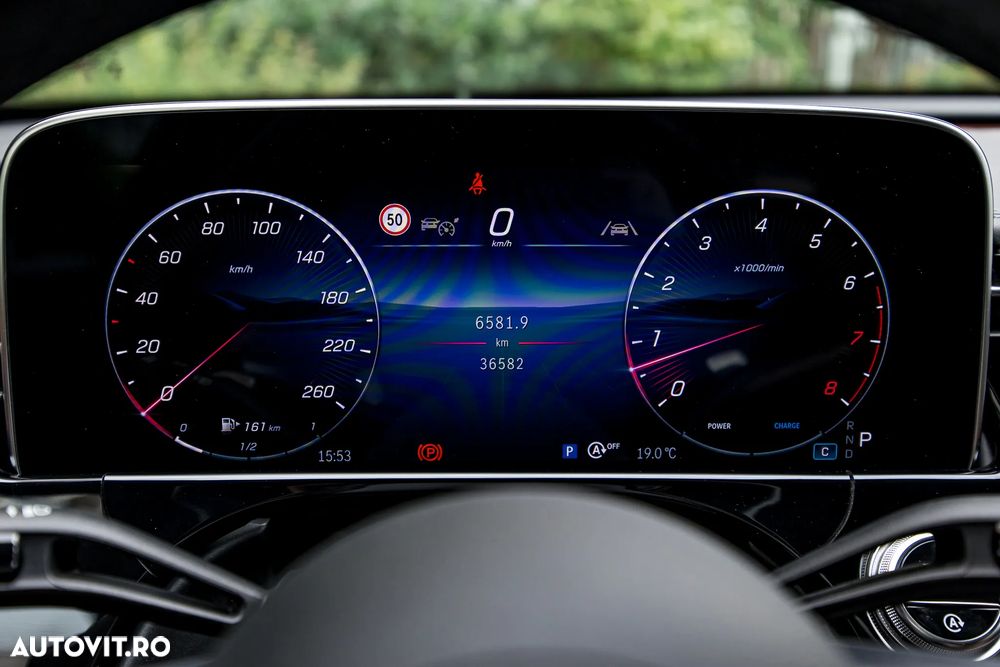 Mercedes-Benz E - 25